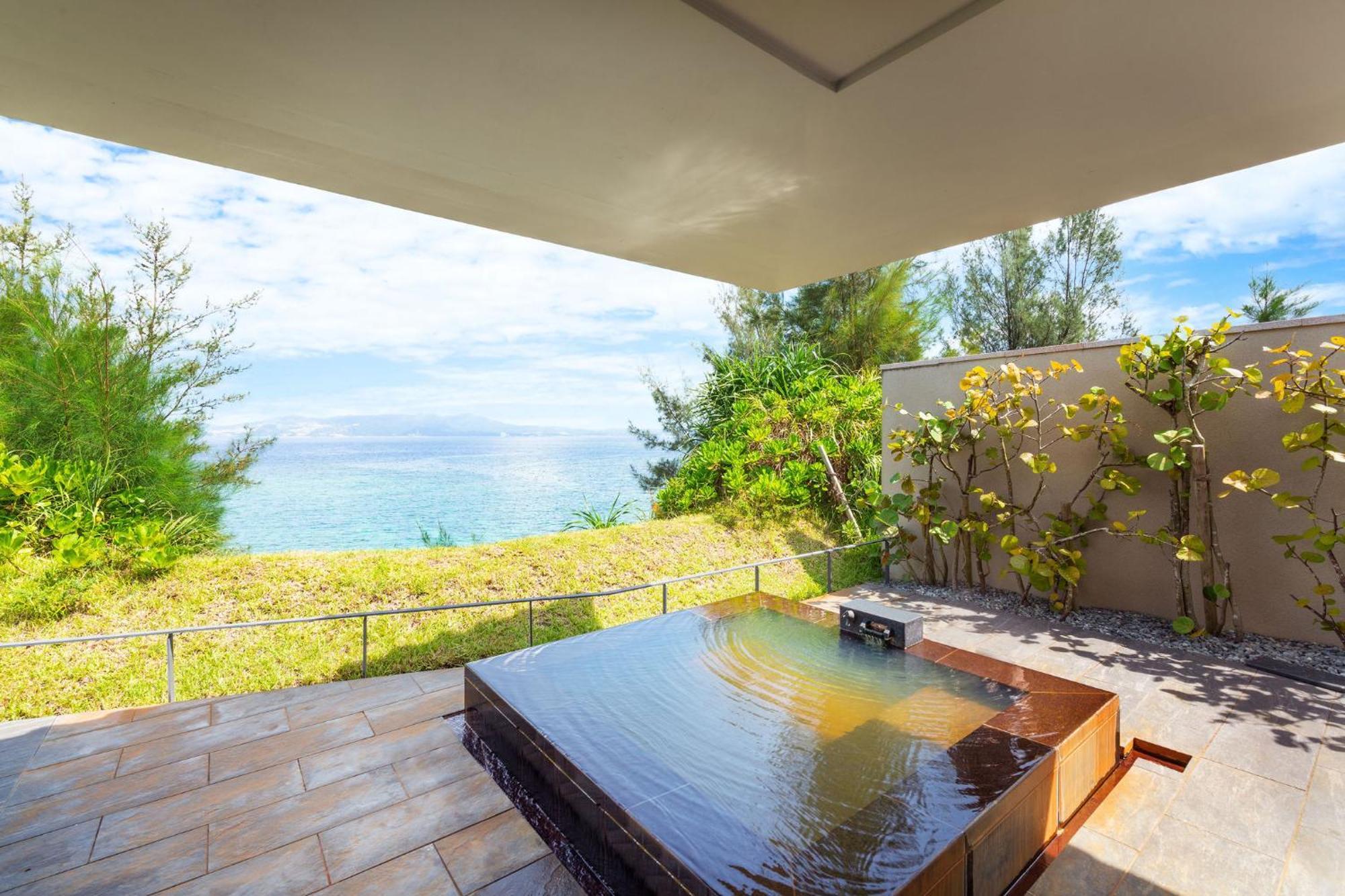 Hotel Halekulani Okinawa Onna Zewnętrze zdjęcie